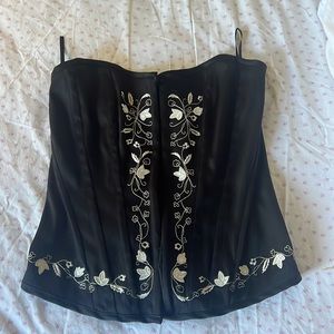 Closet cleanout! CHARLOTTE RUSSE BLACK AND WHITE FLORAL BUSTIER! SO CUTE!